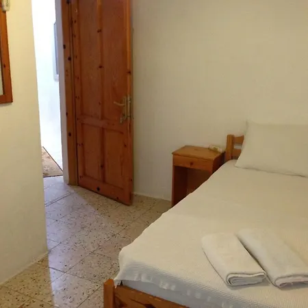 Ferah Monica's Place Hostel Φετιγιέ